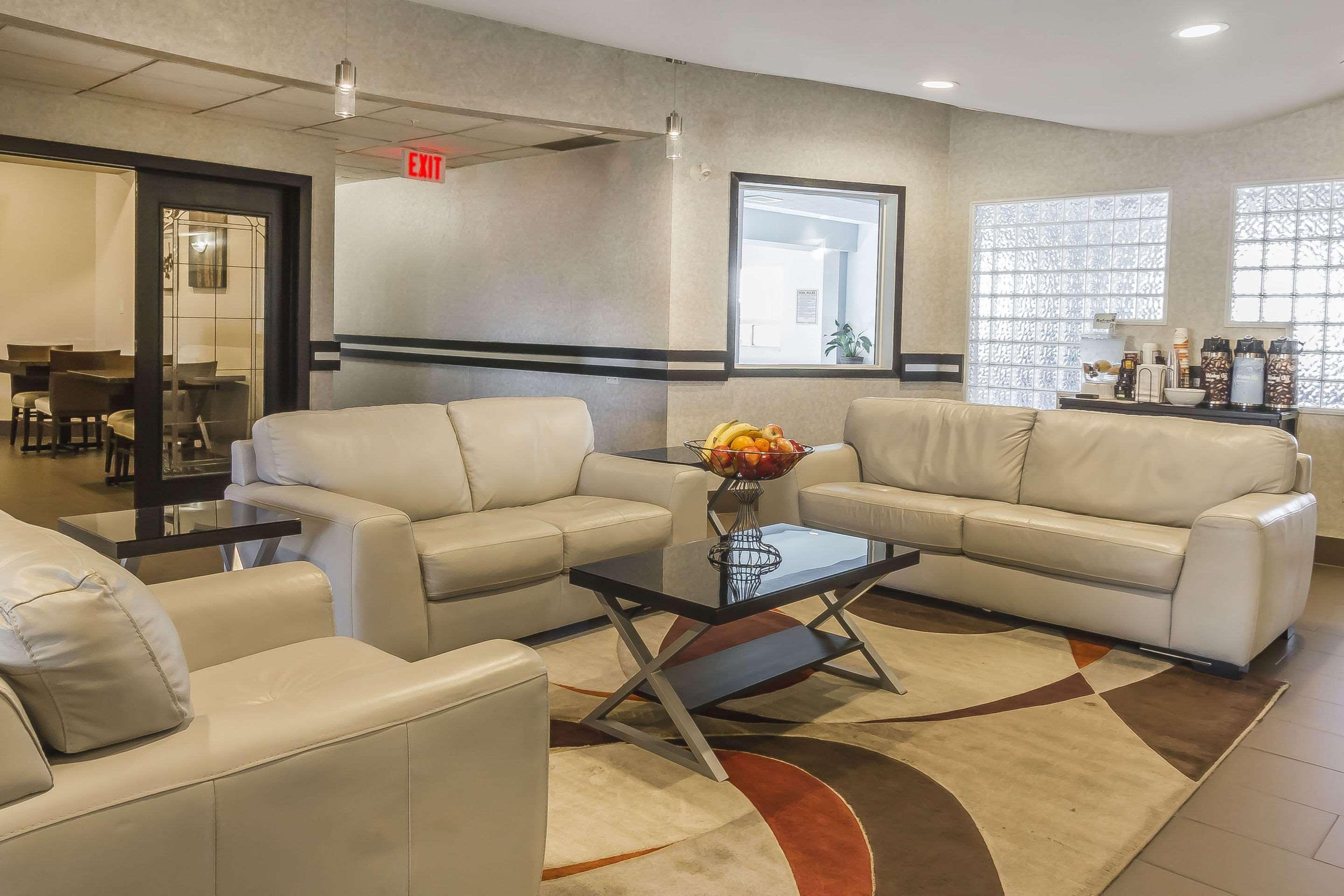 Comfort Inn & Suites Medicine Hat Εξωτερικό φωτογραφία
