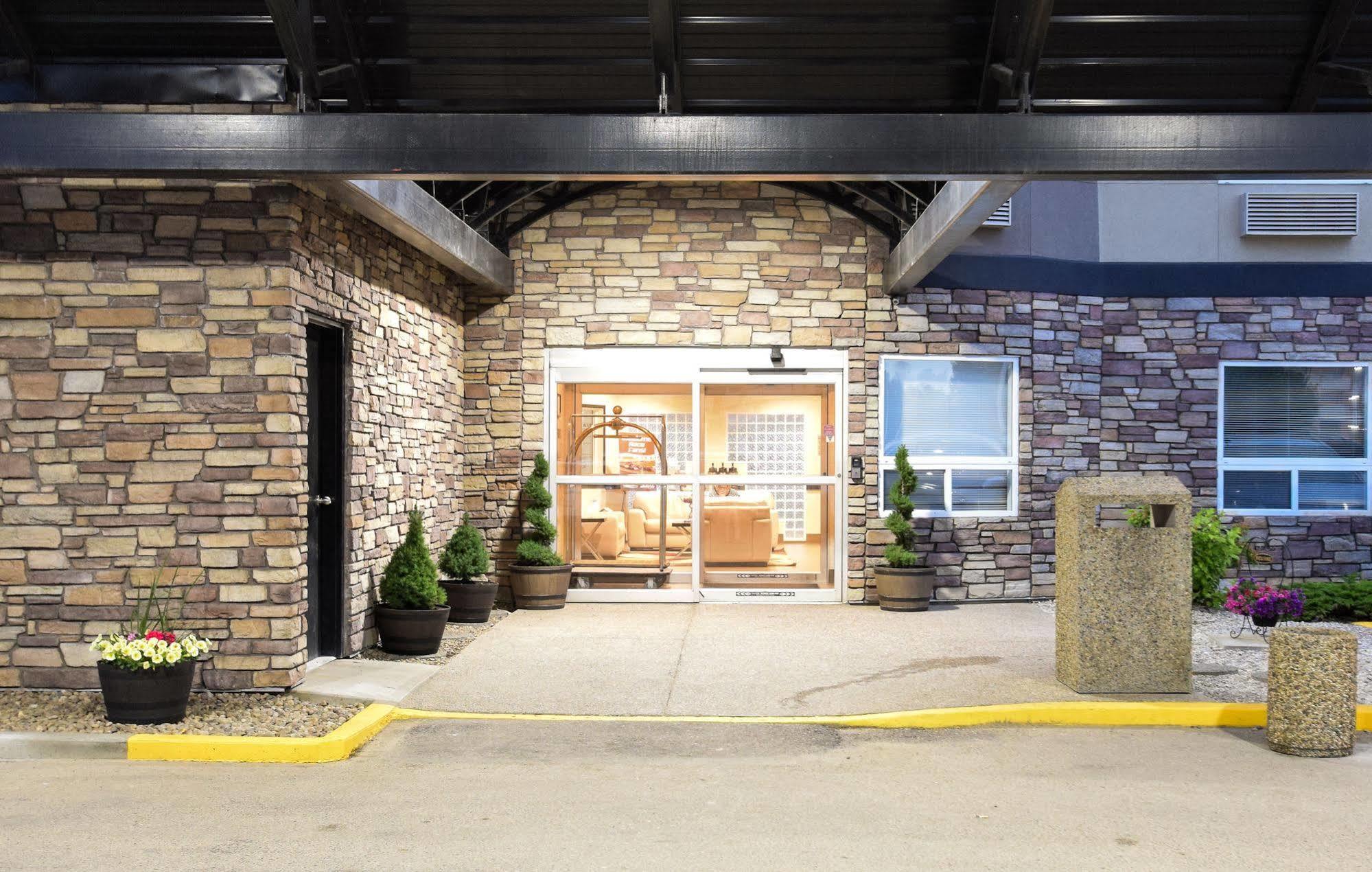 Comfort Inn & Suites Medicine Hat Εξωτερικό φωτογραφία